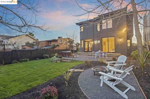 6310 Contra Costa Rd, Oakland CA 94618-2144 exterior