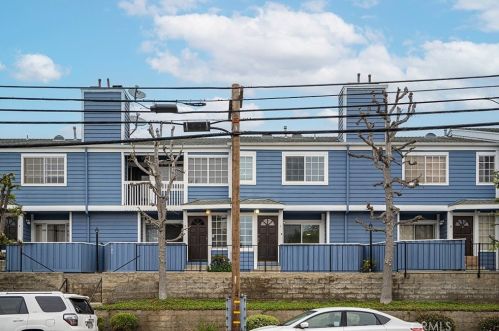105 Spring St, Long Beach, CA 90806-1464