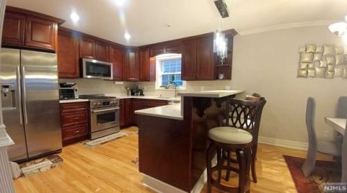 432 4th St, Palisades Park NJ  07650-2314 exterior