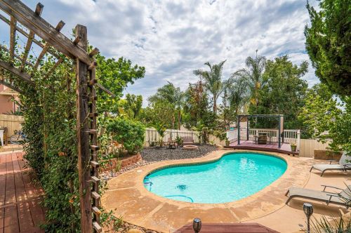 8454 Vista Del Cajon Pl, Lakeside CA  92040-5521 exterior