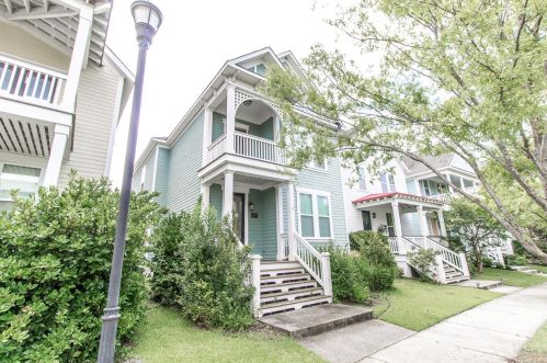 1211 Appling Dr, Mount Pleasant SC  29464-4772 exterior