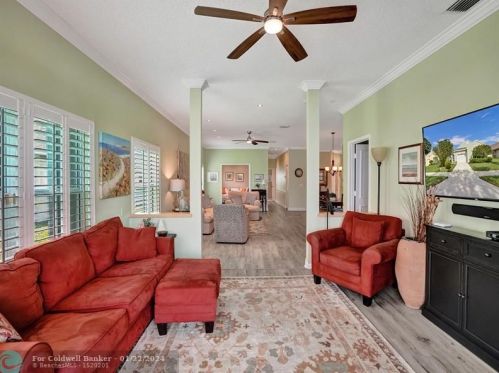 7725 Mansfield Hollow Rd, Delray Beach FL  33446-3375 exterior