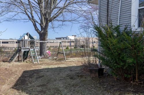 510 Wolcott St, Bristol CT  06010-6429 exterior