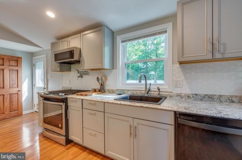 113 Park Ave, Berlin Boro NJ  08009-9410 exterior