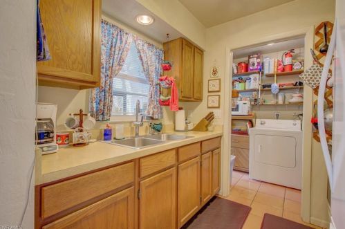 261 17 St, Naples FL 34117-3312 exterior