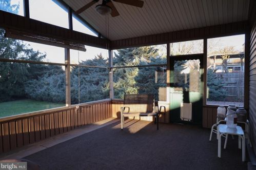 1922 Stirling Dr, Lansdale PA  19446-5560 exterior