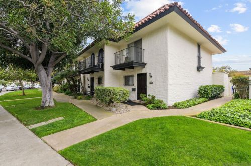 3110 Loma Riviera Dr, San Diego CA 92110-5508 exterior