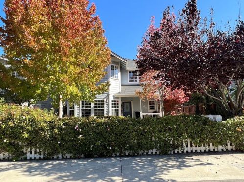 129 Whiteley St, Pismo Beach, CA 93420-3422