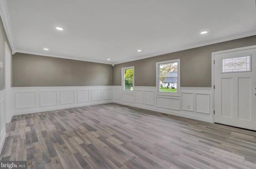 561 Charleston Rd, Willingboro NJ  08046-1768 exterior