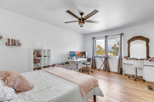 1722 Mountain Terrace Ln, Montebello CA  90640-2052 exterior