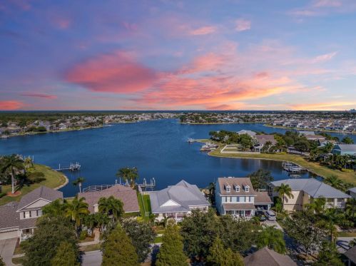 429 Manns Harbor Dr, Ruskin, FL 33572-3314