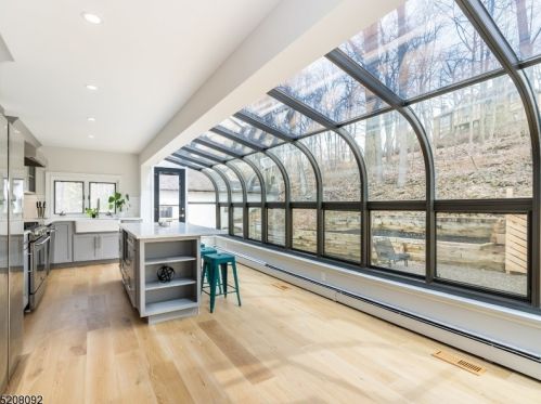 104 King George Rd, Warren NJ  07059-6955 exterior