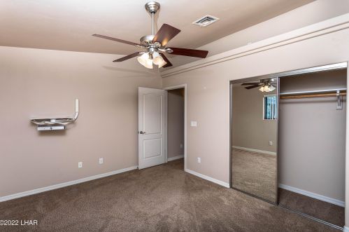 879 Window Rock Plz, Lake Havasu City AZ  86406-7374 exterior