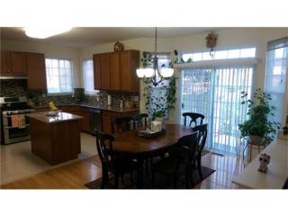 64 Wisniewski Rd, Sayreville NJ  08872-1588 exterior