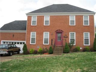 105 La View Rd, Hendersonville, TN 37075-5665