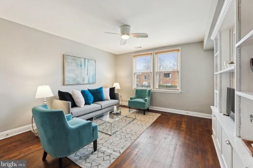 1251 Meigs Pl, Washington, DC 20002-2436