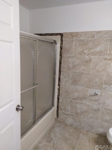 282 Alpine Way, Woodbridge NJ  07095-1482 exterior