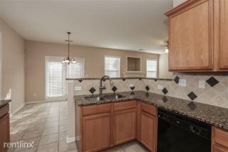14520 Asheton Creek Dr, Charlotte NC  28273-3451 exterior