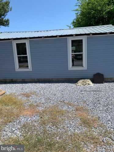 221 Monroeville Rd, Swedesboro NJ  08085-3450 exterior