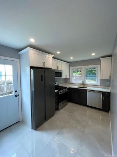 281 Madison Ave, Rye Brook NY  10573-2729 exterior