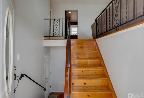 1897 Bell Pl, South Plainfield NJ  07080-1921 exterior
