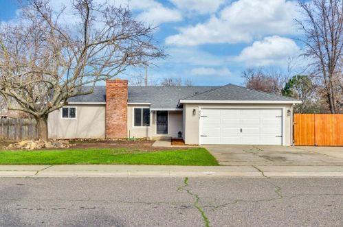 4021 Constitution Ave, North Highlands, CA 95660-5015