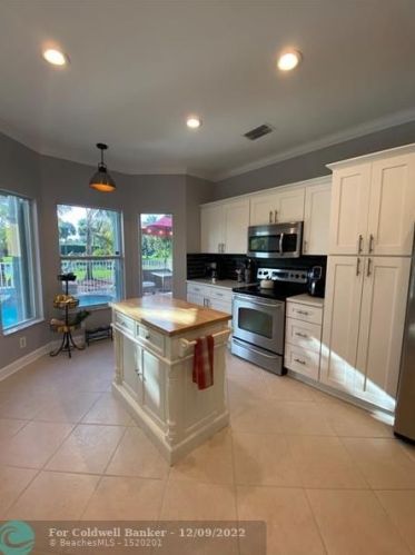 1222 168th Ave, Hollywood FL  33028-1910 exterior