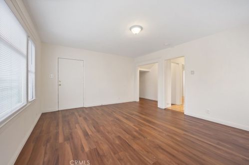 930 11th St, Long Beach CA  90813-3577 exterior