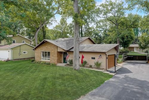 144 Phillips Ln, Lake Mills WI  53551-1511 exterior
