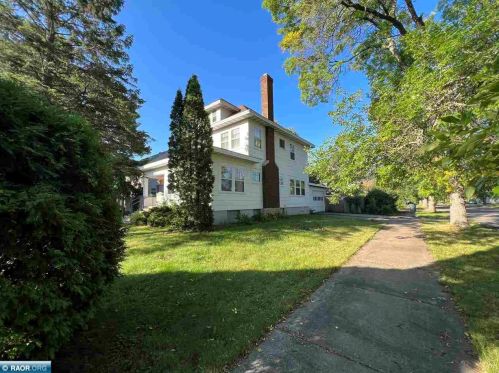 2801 3rd Ave, Hibbing, MN 55746-2507