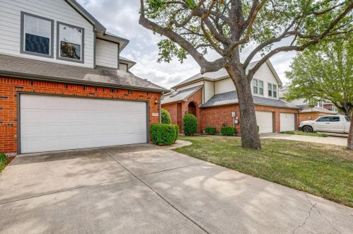 919 Spring Valley Plz, Richardson TX  75080-6727 exterior
