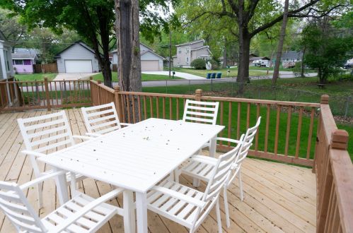 944 7th St, Columbus MN  55025 exterior