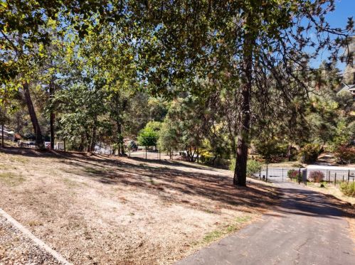 17155 Oscar Dr, Grass Valley CA  95949-7220 exterior