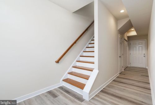 1010 Wicklow Dr, Fredericksburg VA  22401-2722 exterior