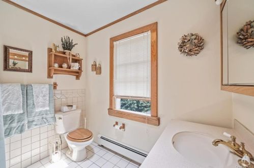 58 Van Orden Ave, Airmont NY  10901-6424 exterior