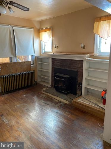 410 Tulpehocken Ave, Melrose Park PA 19027-1641 exterior