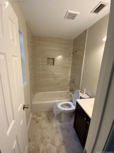 313 Fairway Ave, Fort Pierce, FL 34983-3013