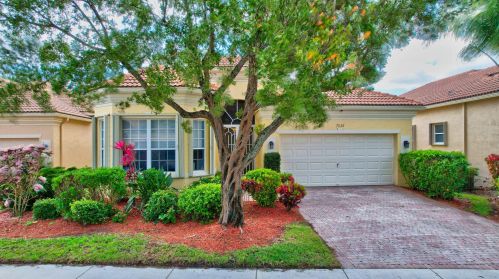 7036 Vivaldi Ln, Delray Beach, FL 33446-3298