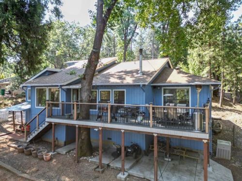 11594 Francis Dr, Grass Valley CA  95949-6675 exterior