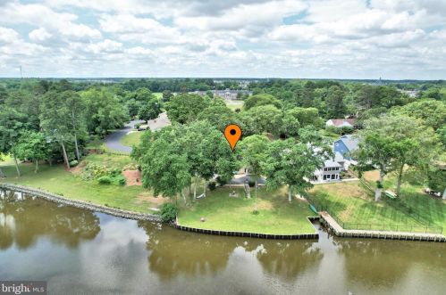 245 River Dr, Millsboro, DE 19966-1122