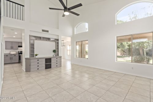 1294 Macaw Dr, Chandler, AZ 85286-7583