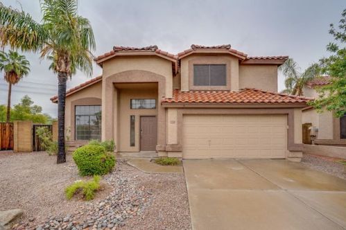 301 Red Rock St, Gilbert, AZ 85234