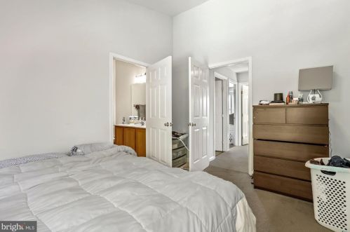 12810 Silvia Loop, Woodbridge VA  22192-5091 exterior