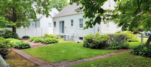 11 Mary Ln, Fanwood NJ  07023-1008 exterior