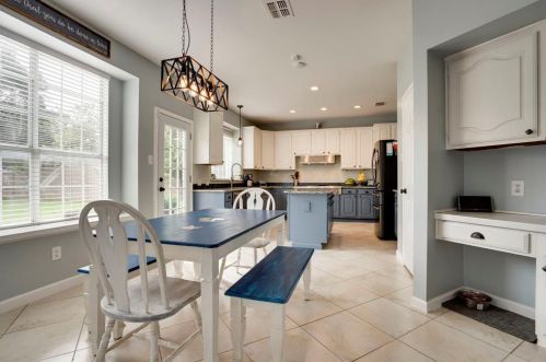 1900 Ring Teal Ln, Lewisville TX  75028-7291 exterior