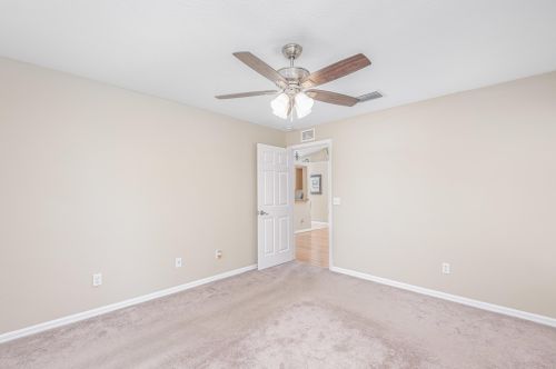 7006 Roberts Rd, Fort Pierce FL  34951-2042 exterior