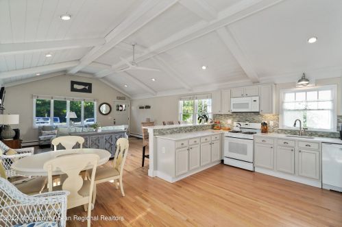 753 22nd Ave, Belmar NJ  07719-2949 exterior