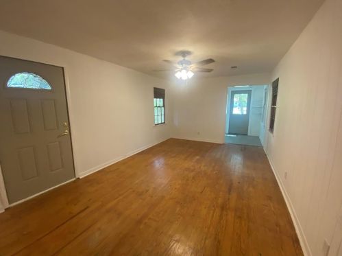 4300 Barnett St, Fort Worth TX 76103-2005 exterior