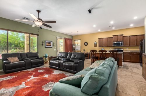 12160 Locust Ln, Avondale AZ  85323-7681 exterior