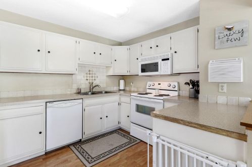 1065 90th Ave, Minneapolis, MN 55434-3349